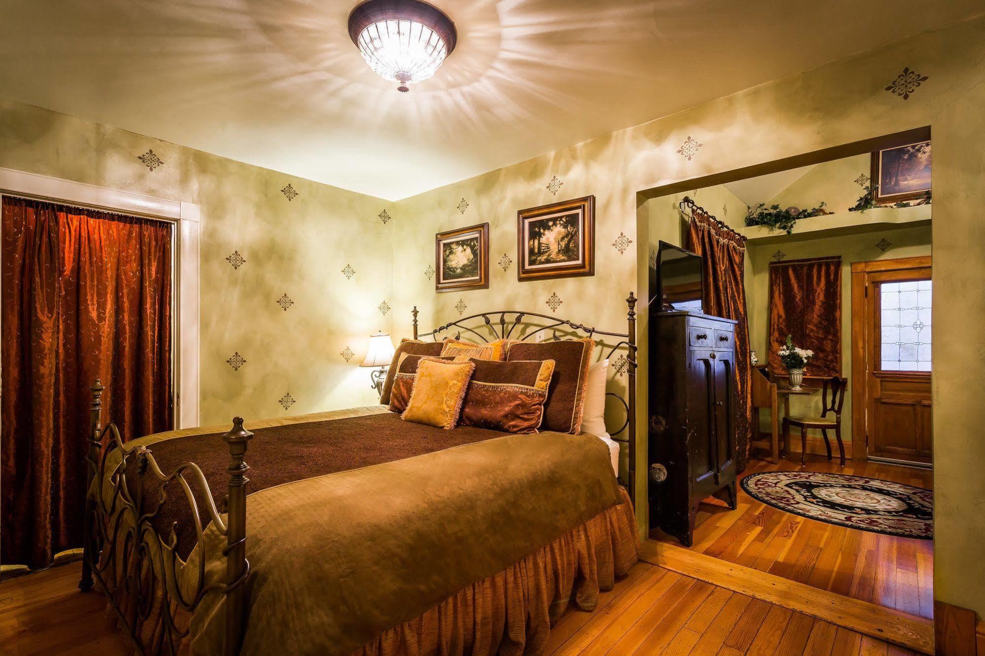 Downtown Historic Bed & Breakfast 앨버커키 외부 사진