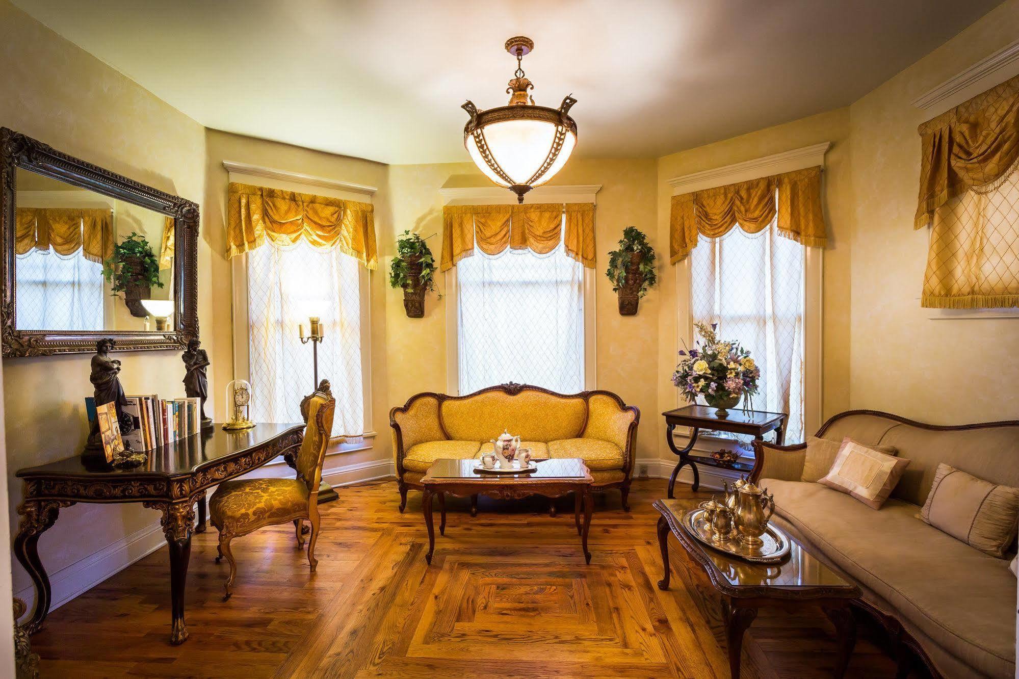 Downtown Historic Bed & Breakfast 앨버커키 외부 사진